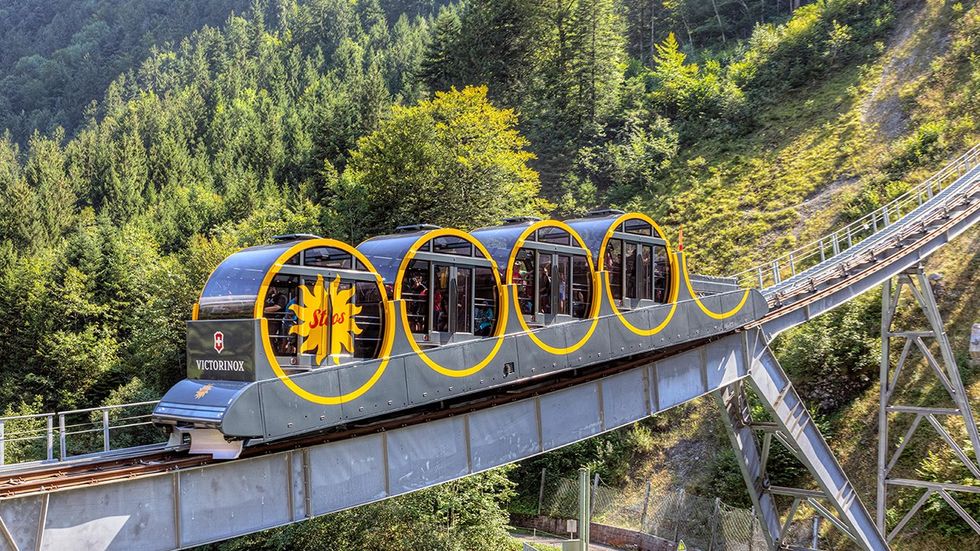 10 Weird and Wonderful Trains That Break the Rules