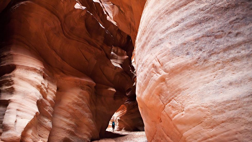 2 hikers were found dead and another was rescued after flash flooding in Utah's popular Buckskin Gulch slot canyons