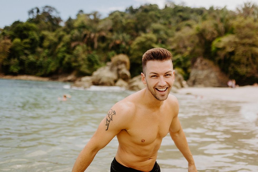 25+ Thirsty Pics of Gay Traveler Influencers Michael and Matt in Costa Rica
