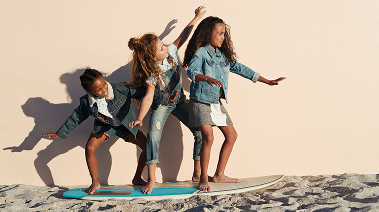 5 Travel Tips for Queer Families