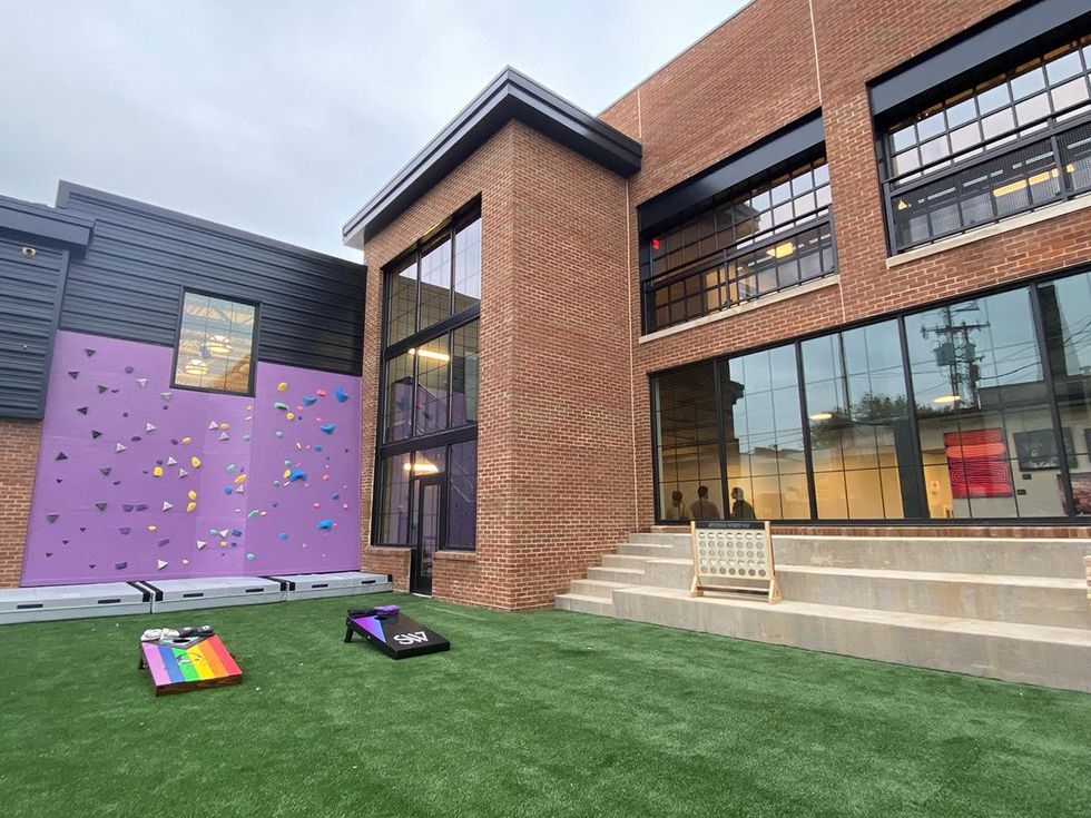 55 Pics From Cleveland's New Studio West 117