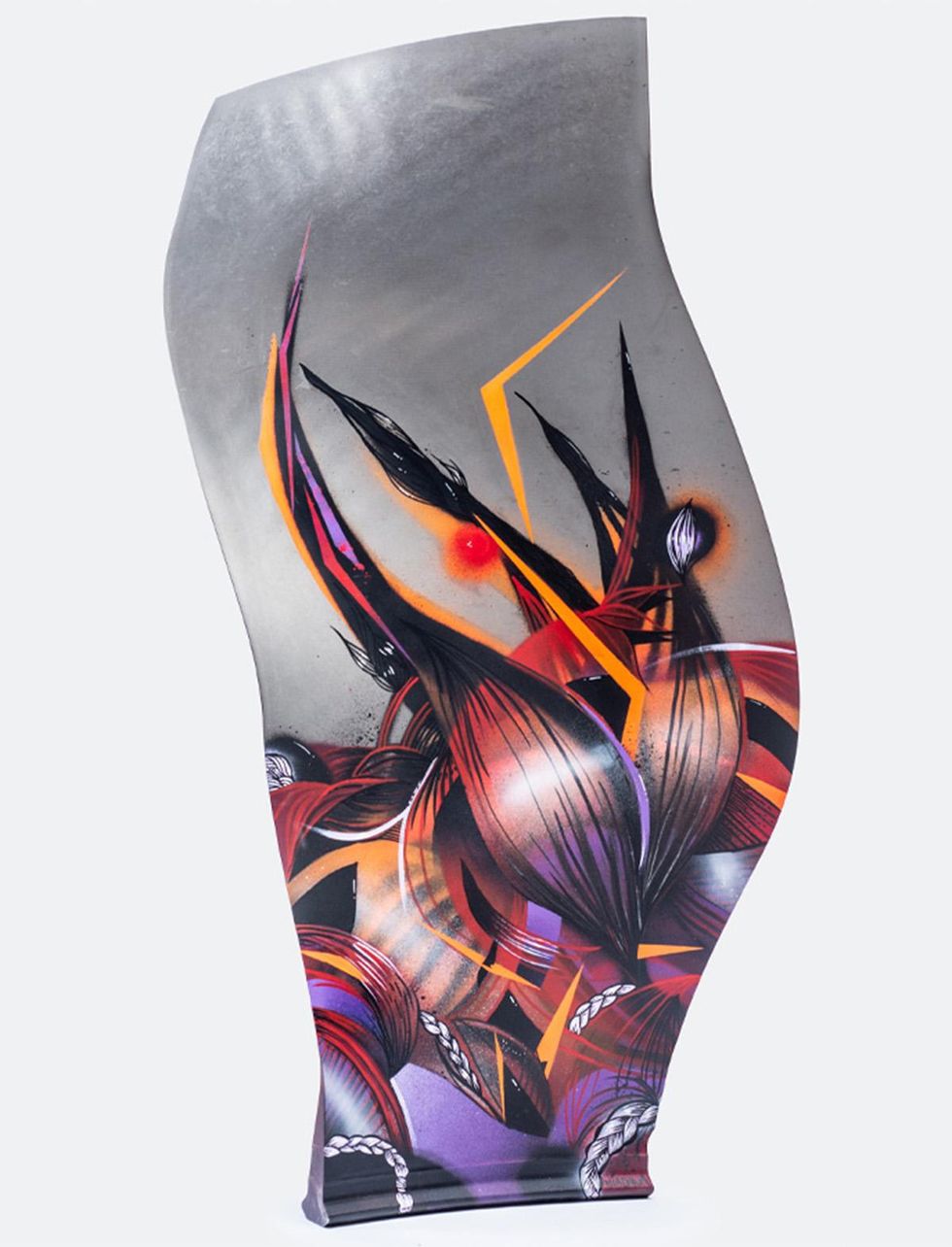 A hand-painted engine blade from an Airbus A380 was sold at auction for charity