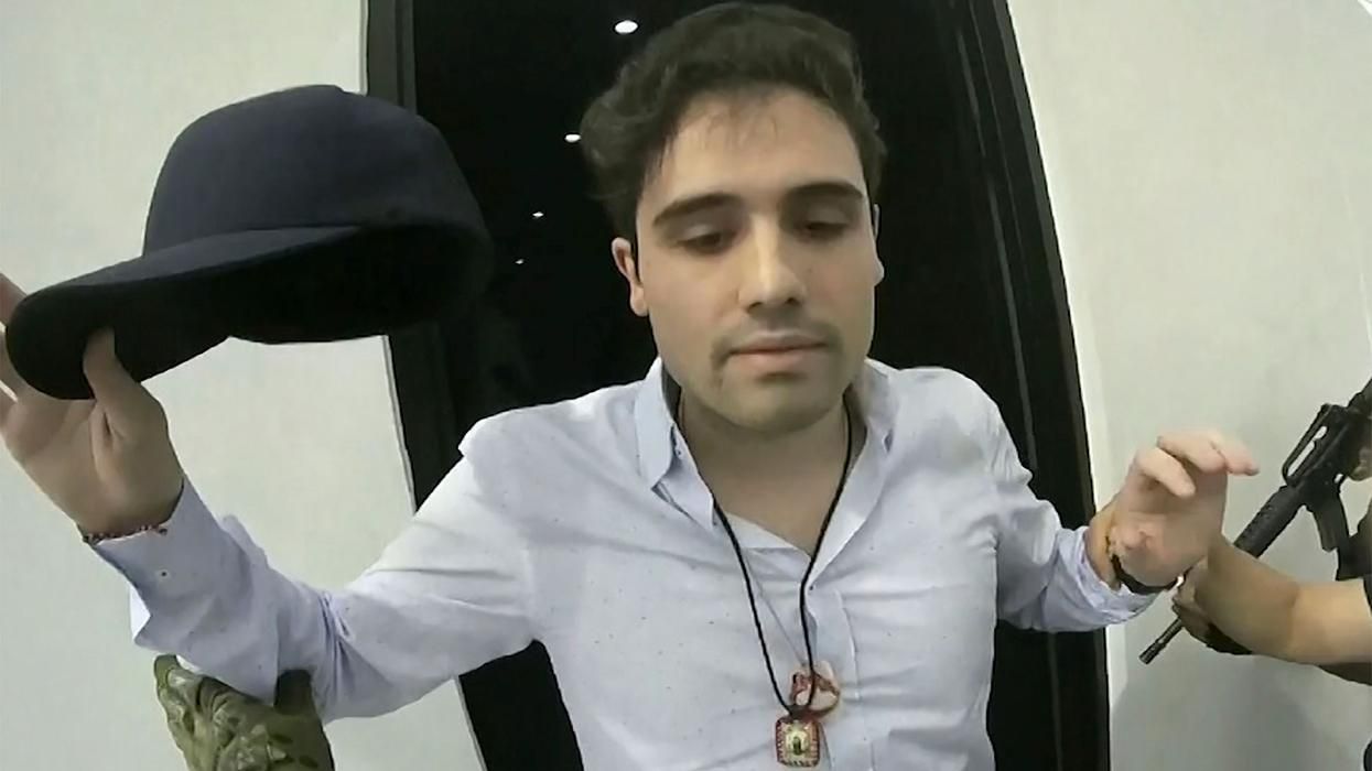 Aeromexico Plane Takes Gunfire as Cartels Lay Siege in Sinaloa