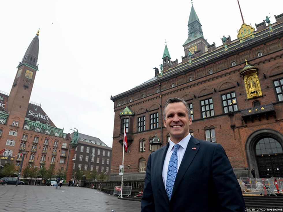 Ambassador Rufus Gifford 