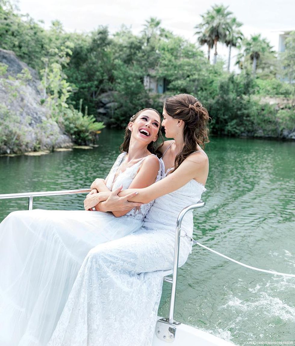 Andaz Myakoba lesbian wedding