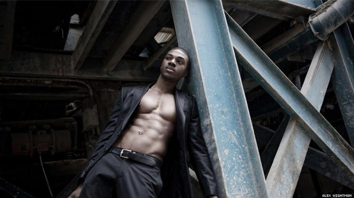 Black model Teraj next to steel beams