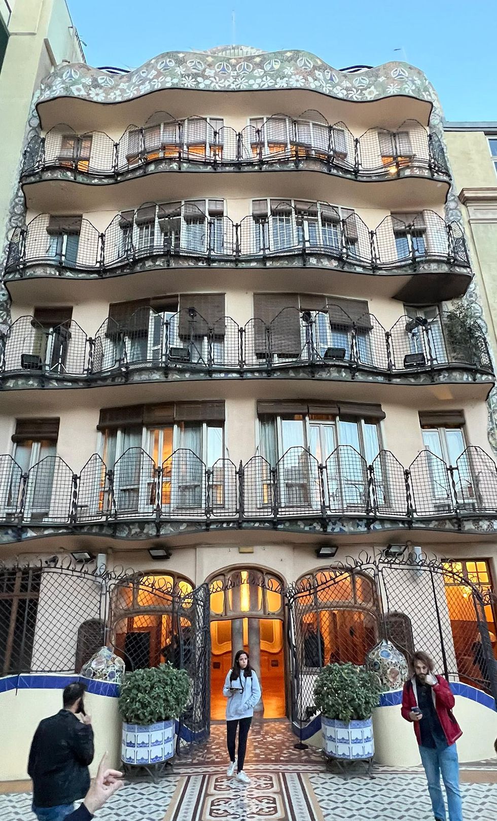 Casa Batll\u00f3 rear exterior