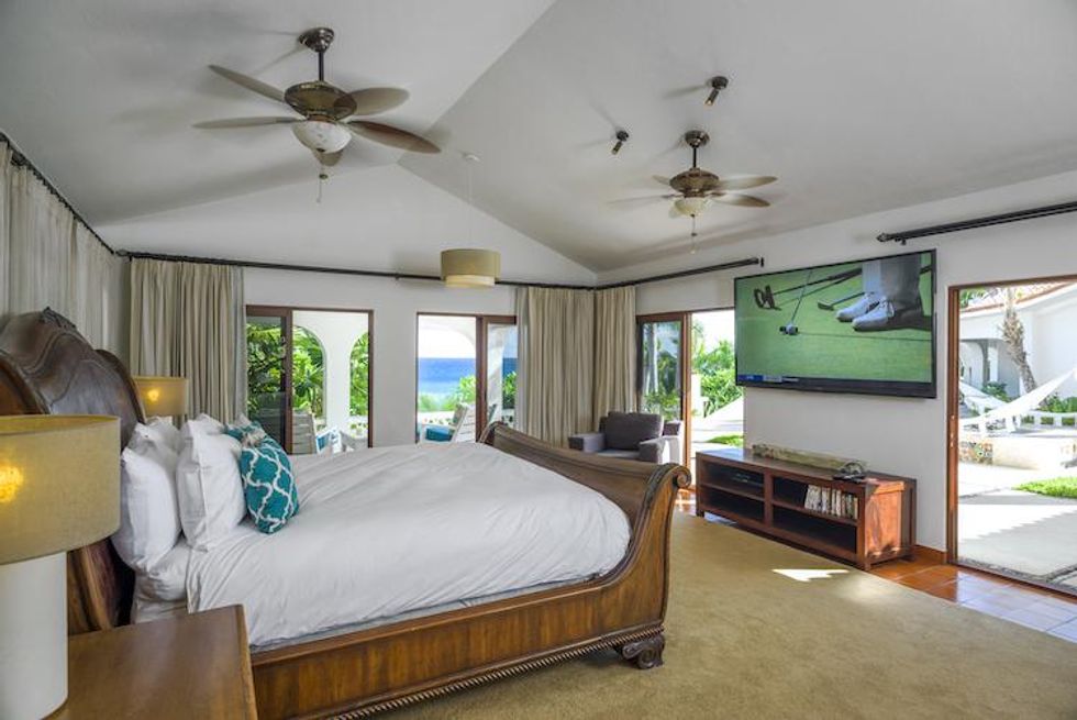 Casa Edwards Bedroom