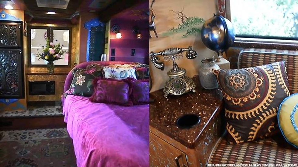 Dolly Parton Tour Bus at Dollywood