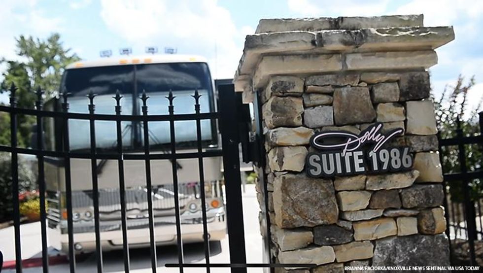 Dolly Parton Tour Bus at Dollywood