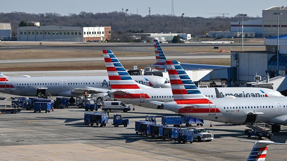 Flight Departures Halted Across U.S. as FAA System Fails