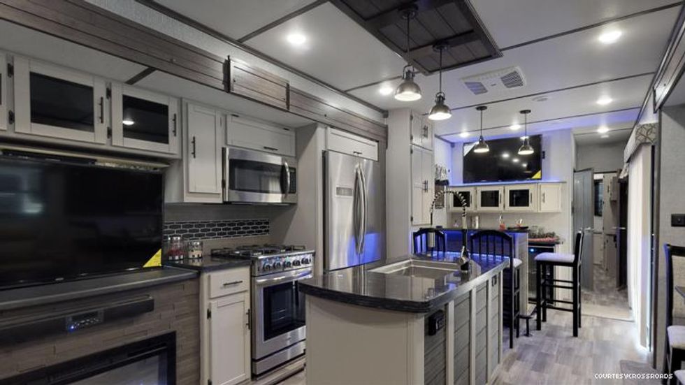 Hampton by Crossroads