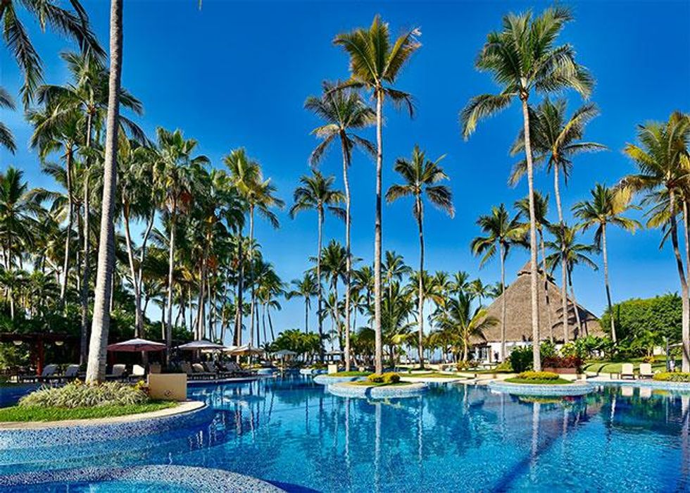 HOT DEALS FOR SUMMER