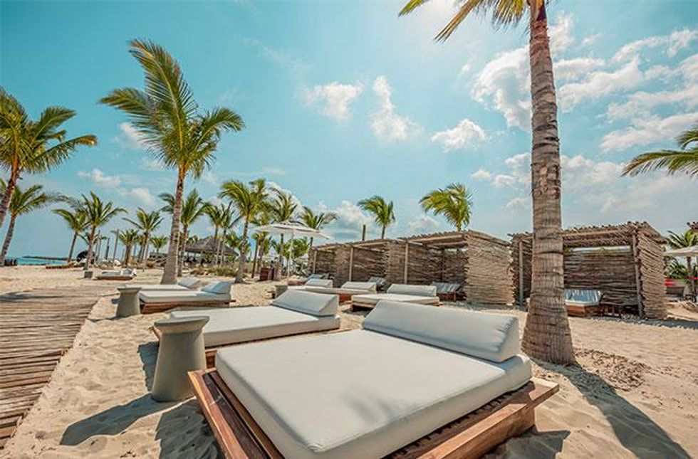 HOT DEALS FOR SUMMER