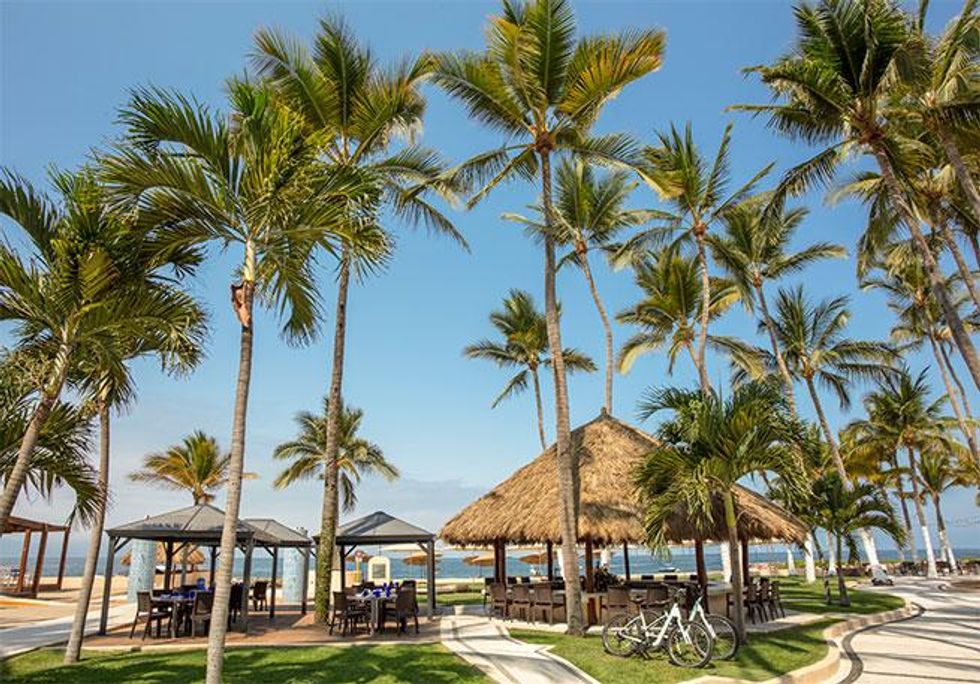 HOT DEALS FOR SUMMER