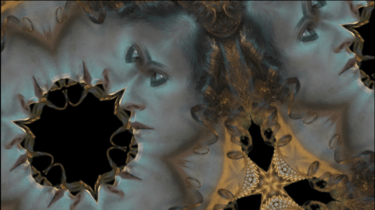 Hyenaz Unveils Virtual Reality Gallery and Video "Perimeter"