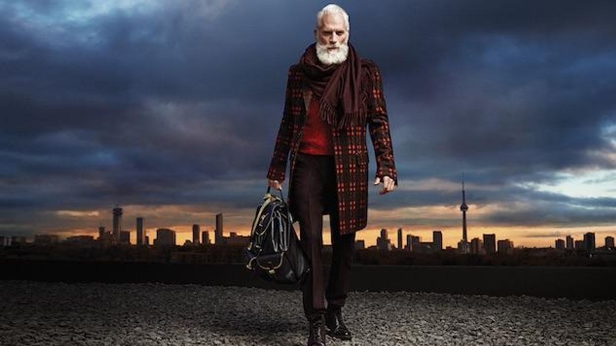 Toronto: Selfies With Fashion Santa