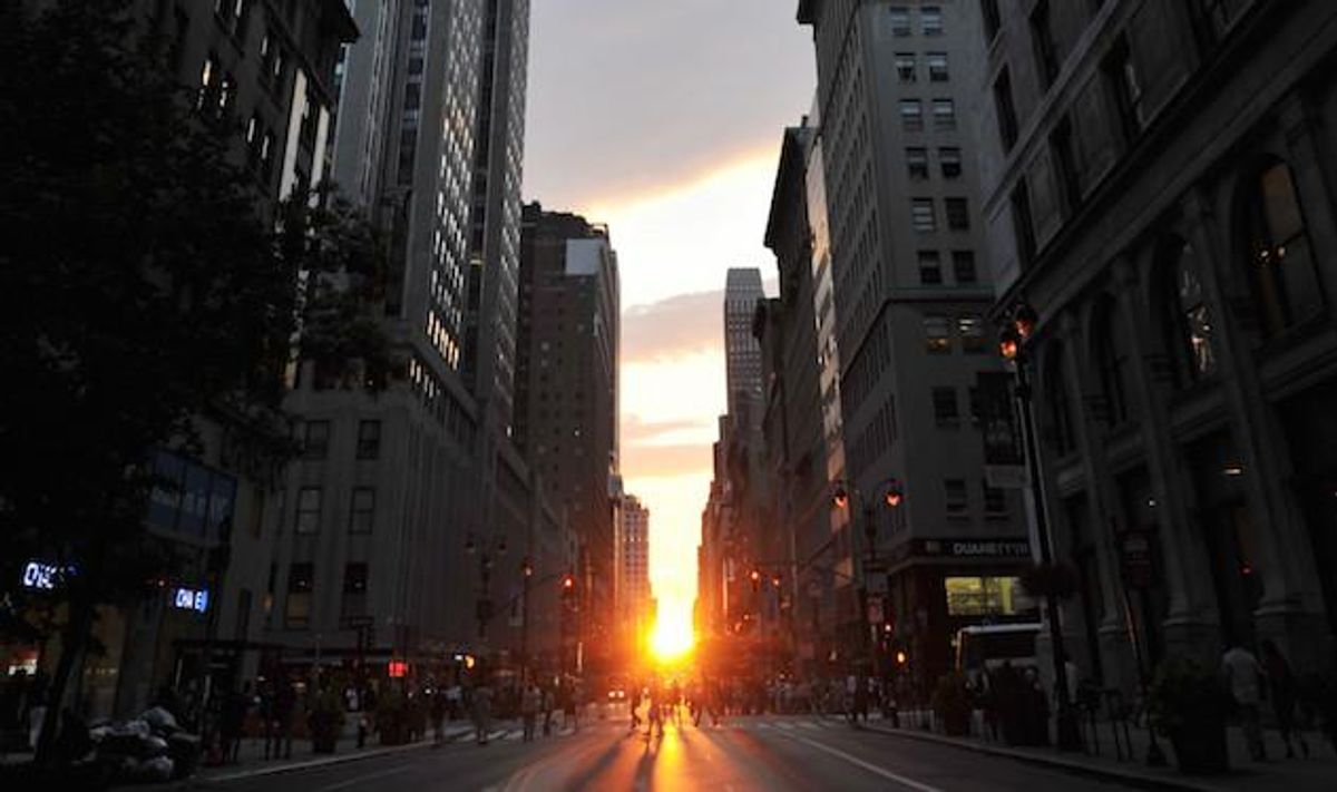 Manhattanhenge Promises Sun We Actually Want