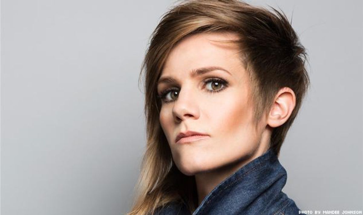QUEST10NS: Comedian Cameron Esposito Explains Whale Watching