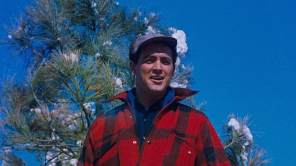 What to Pack: New Takes on Classic Looks to Keep You Warm When You Travel