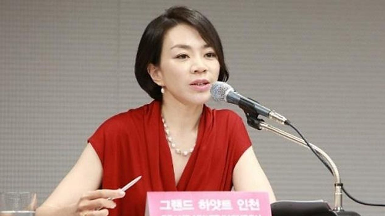 A Diva, Some Nuts, and a National Scandal