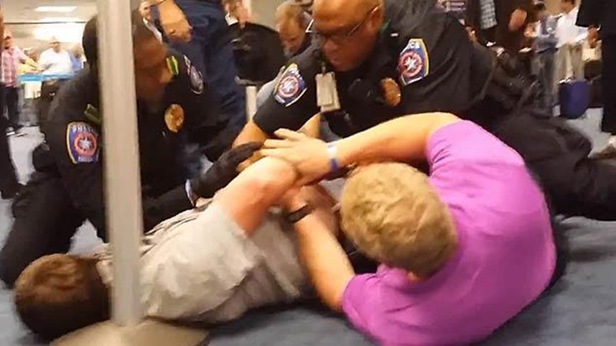 WATCH: Texas Airline Crowd Tackles Antigay Attacker