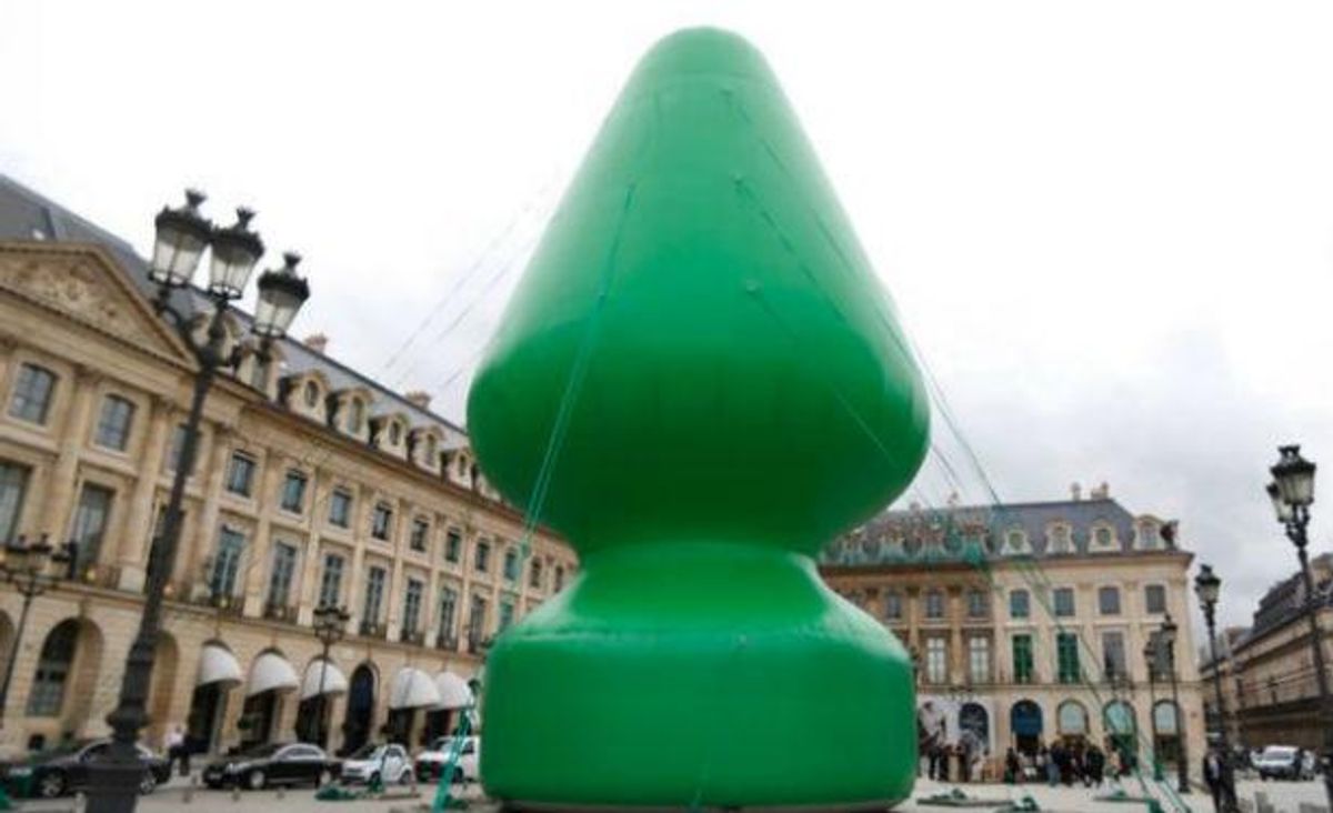The Giant Butt Plug of Paris is No More