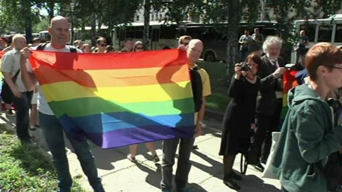 Mayor Abruptly Cancels Kiev Pride March