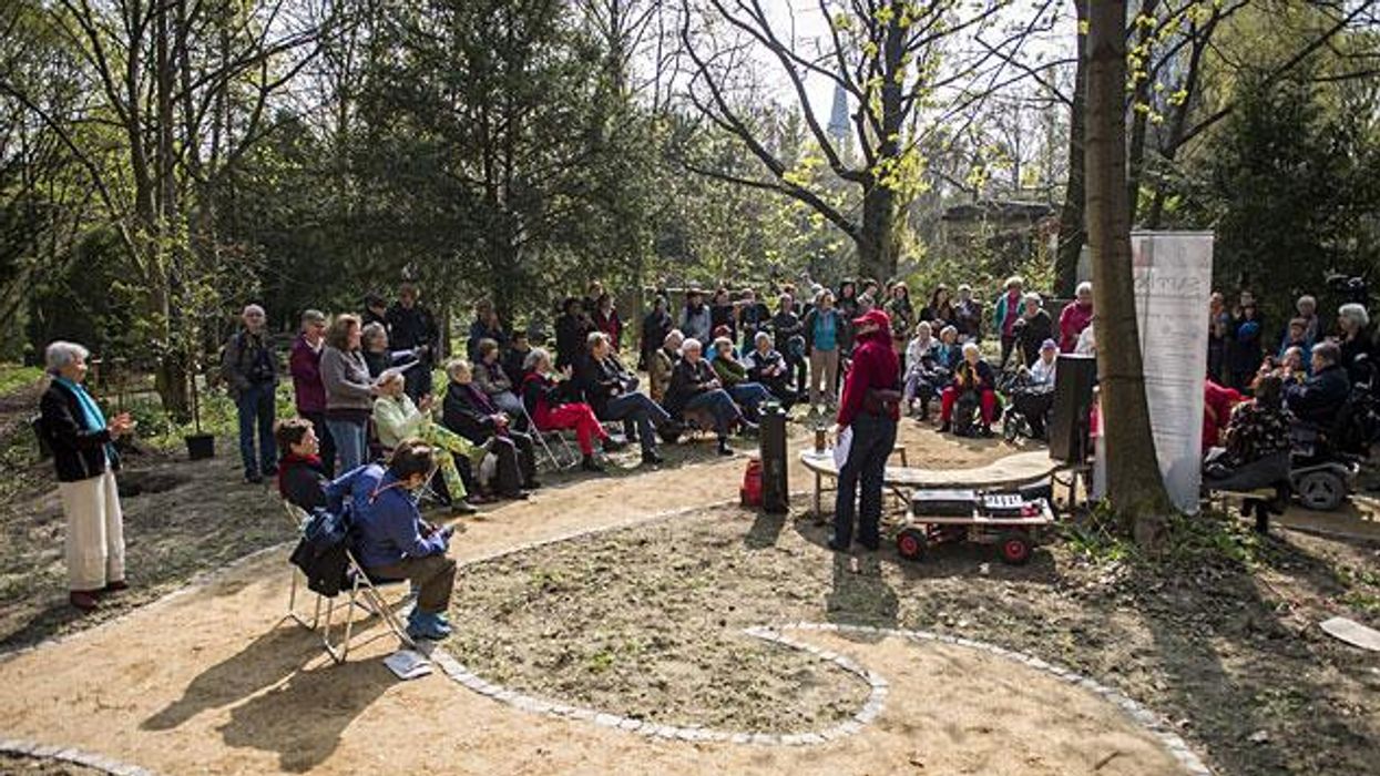Europe's First Lesbian Cemetery Opens in Berlin