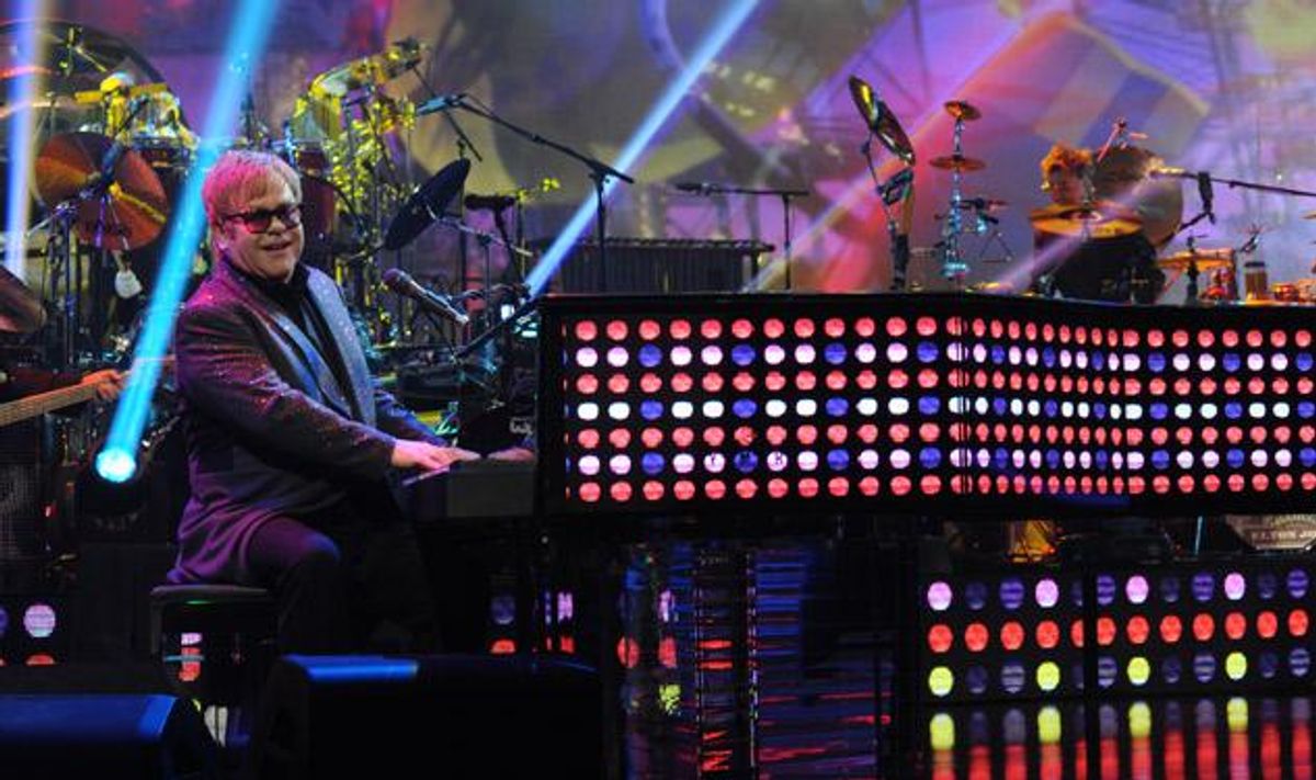 Elton John's Concert To Debut in Vegas, Cinemas Nationwide
