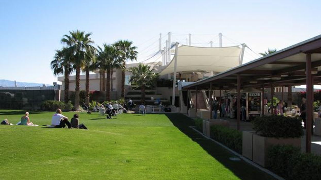 Why Travelers Love Palm Springs Airport