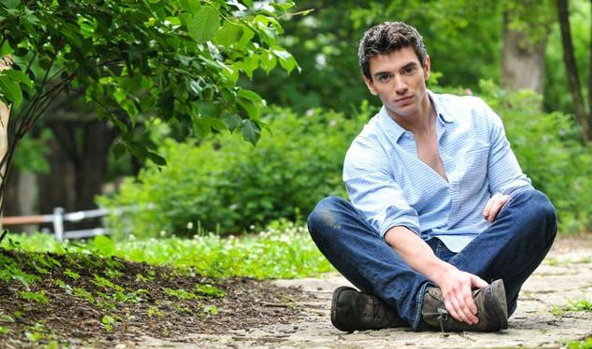 See Gay Country Singer Steve Grand in Chicago