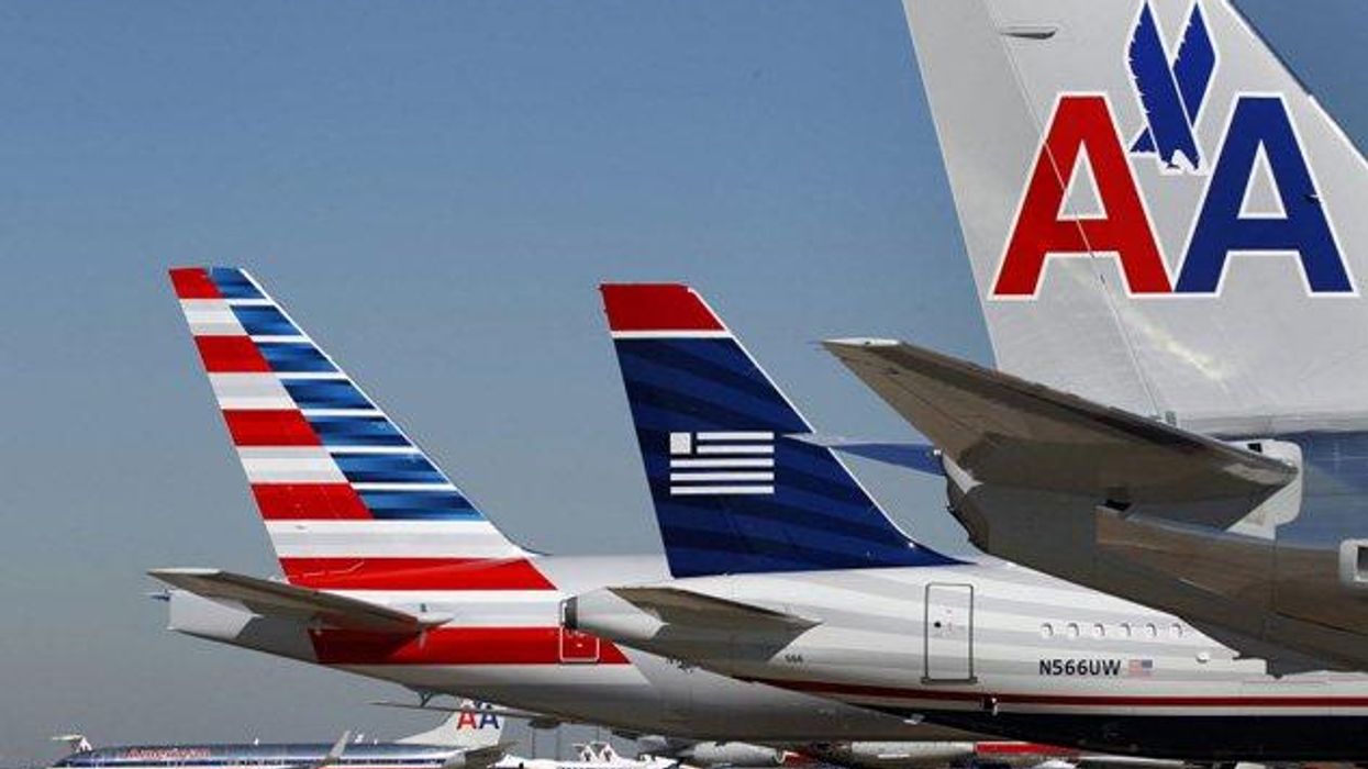 American Airlines Allows Early Boarding for Light Packers