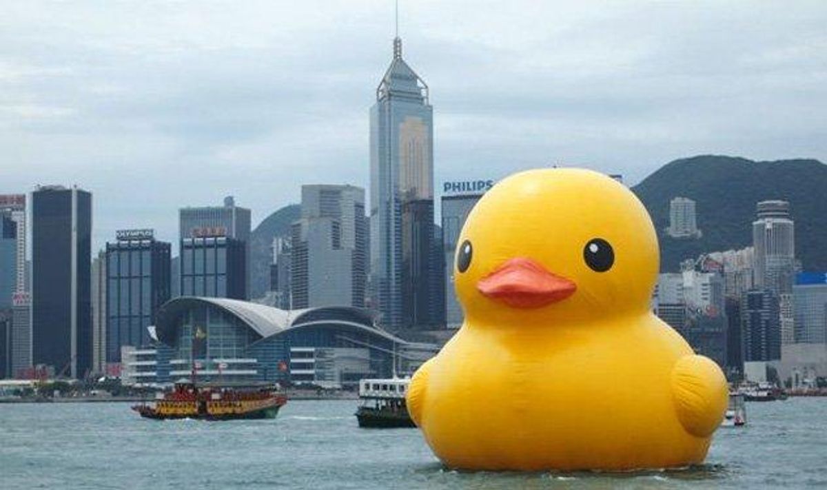 Giant Duck Hits Hong Kong