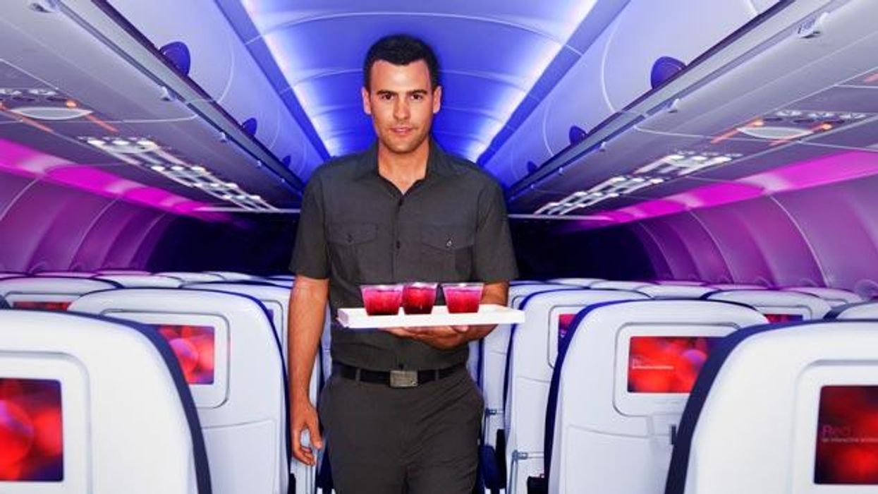 Does Gaydar Work at 35,000 Feet?