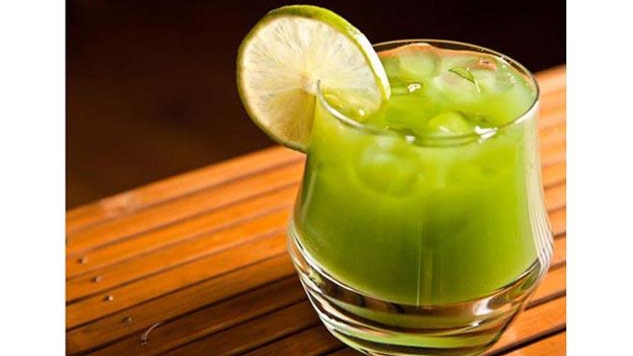 5 Iced Tea Cocktails for Hot Summer Nights