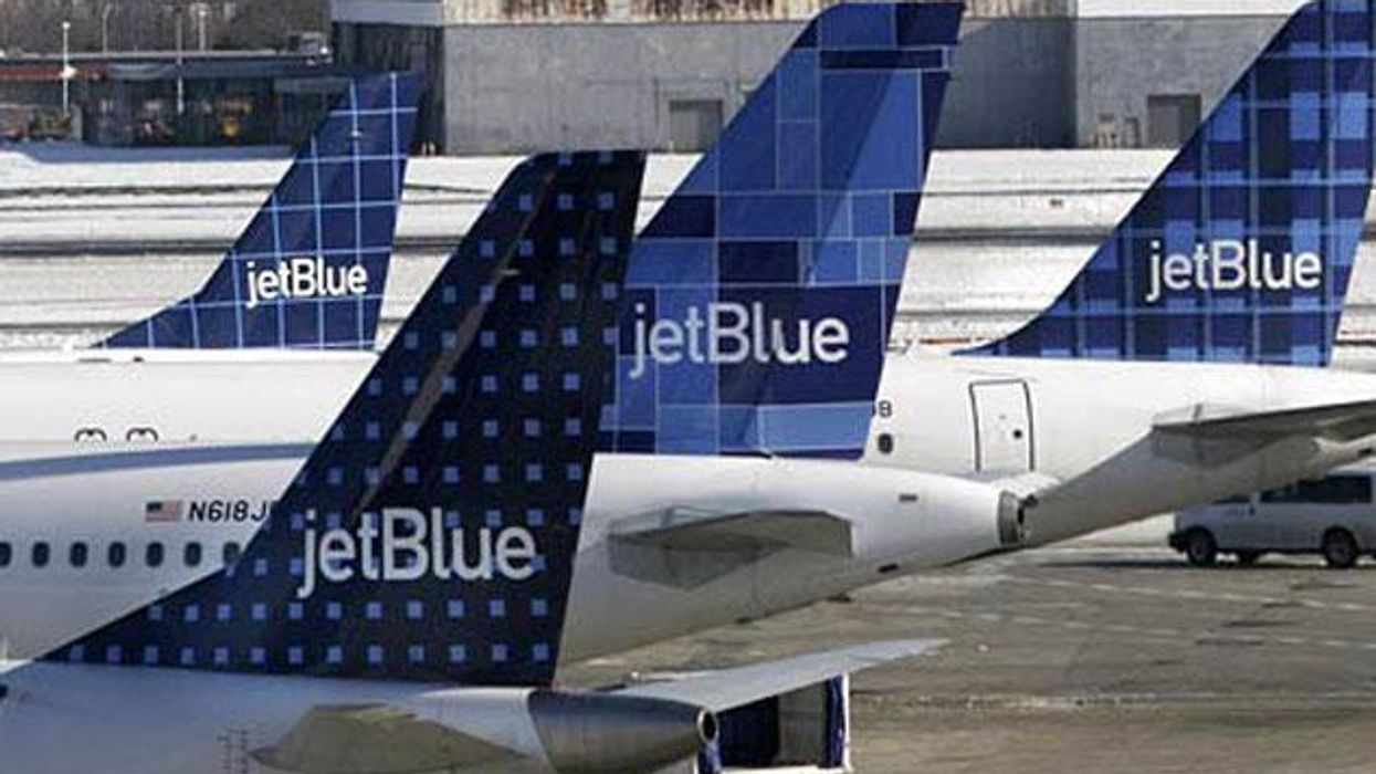 JetBlue Designs New Uniforms