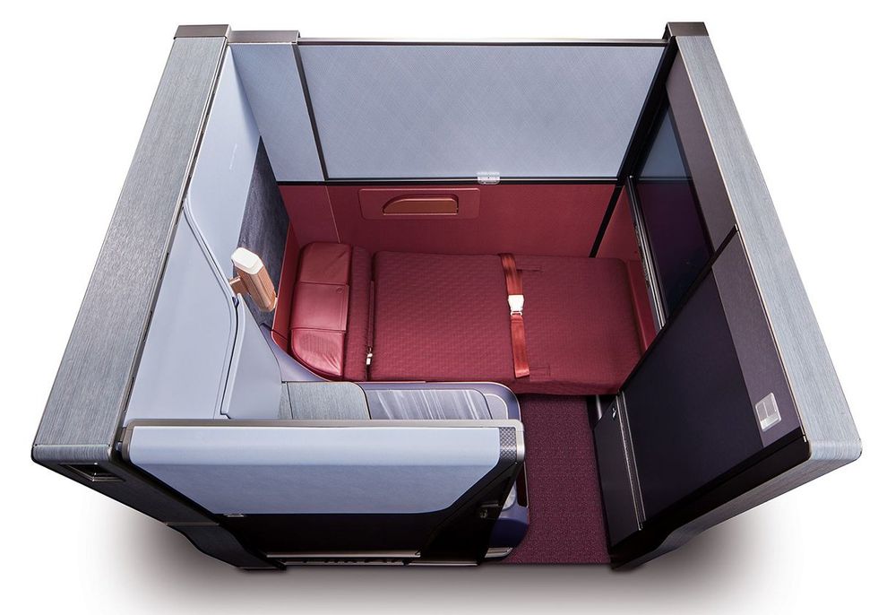 Japan Airlines Unveils New A350-1000 Interiors \u2013 The design combines maximum luxury with innovative high-tech features.