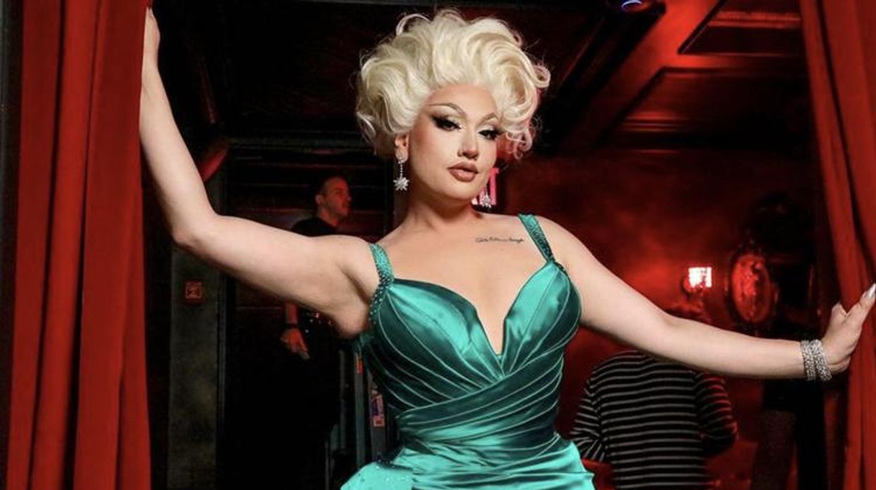 Lagoona Bloo from music video Bloo Christmas