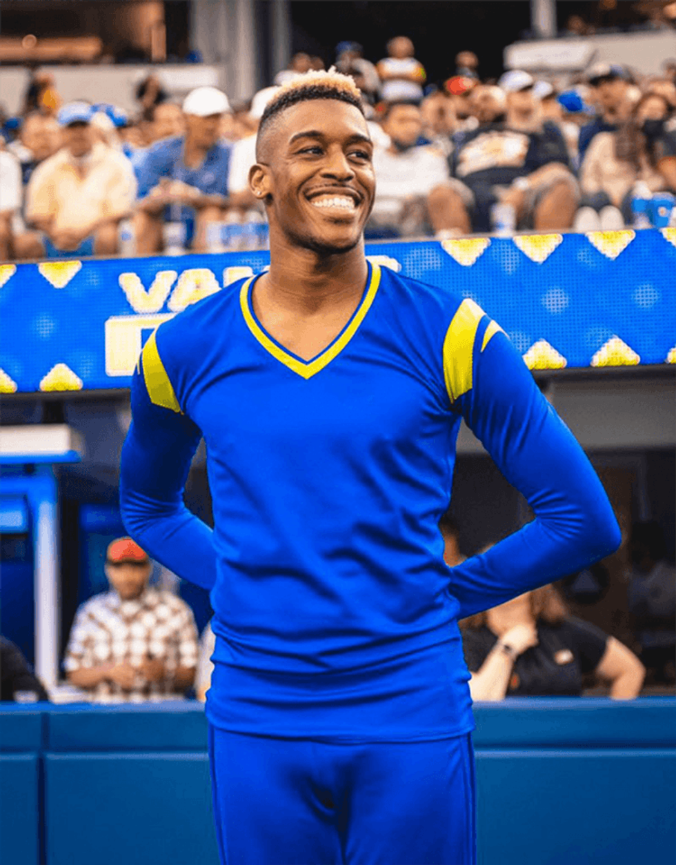 Meet Out Los Angeles Cheerleader Quinton Peron!