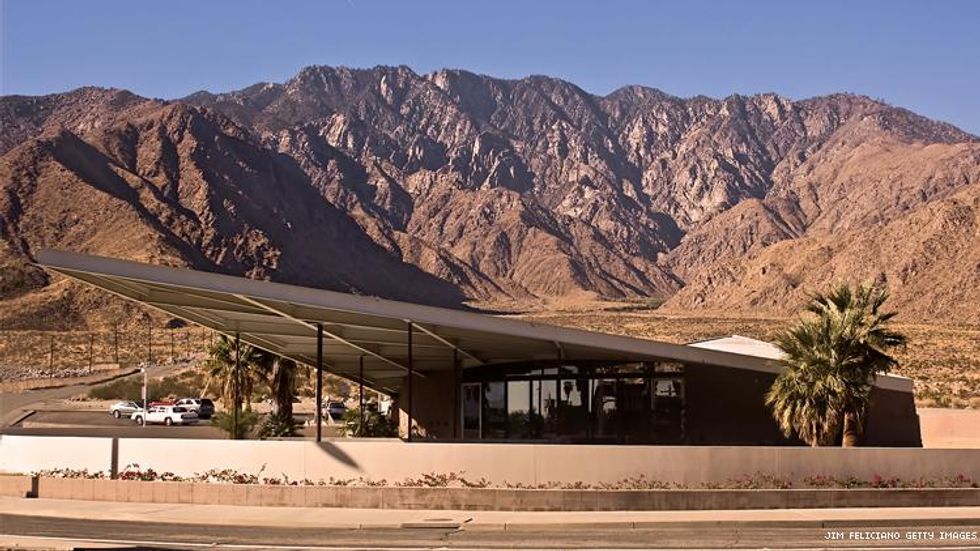 Palm Springs Visitors Bureau