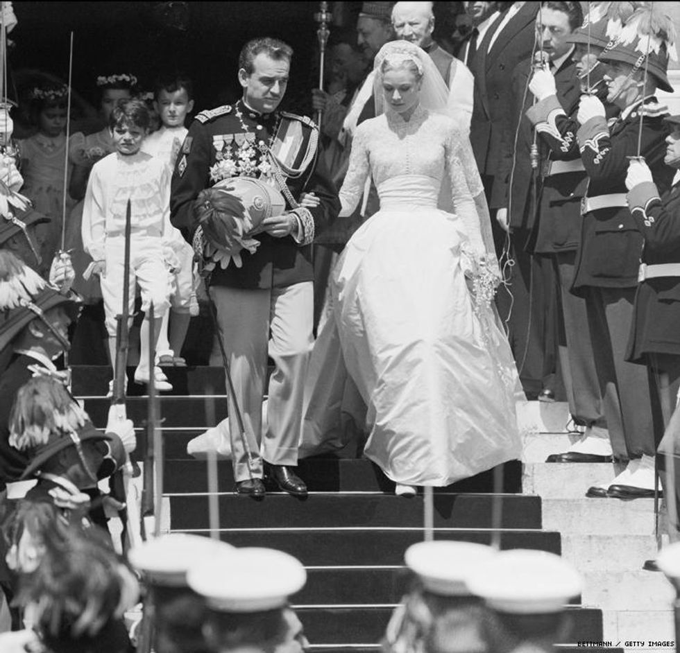 Prince Rainer and Princess Grace at their wedding in black and white