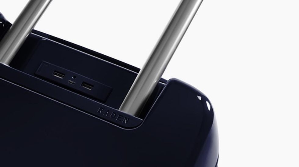 Raden Smart Luggage