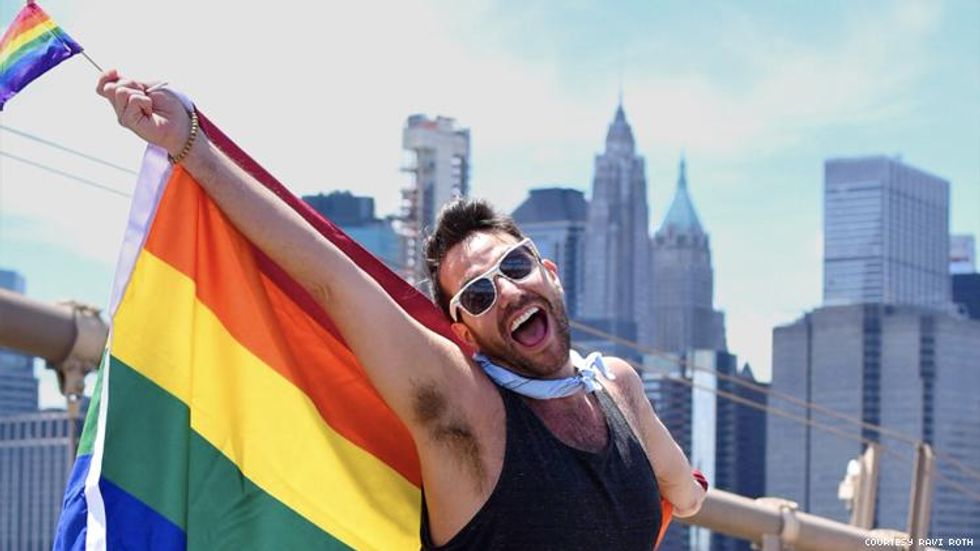 Ravi Roth & New York skyline