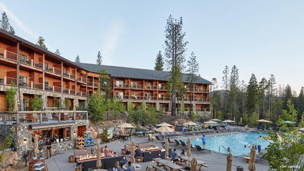 Rush Creek Guest Lodge and Pool