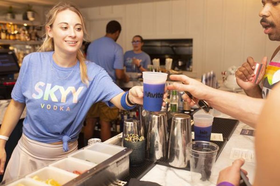 Southern Decadence Party Out Traveler EqualPride