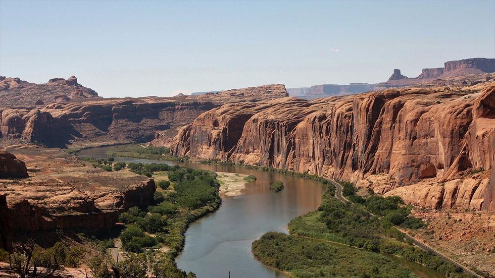 Teen Dies After Falling Off Moab Rim Trail Cliff
