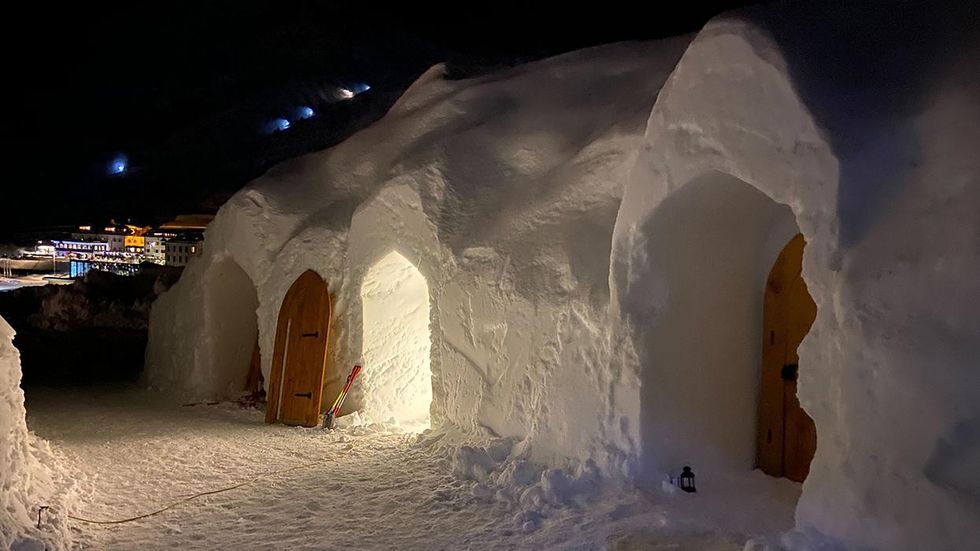 This Family Slept in an Igloo Hotel So You Won’t Have To - ​At this hotel, the thermostat is always set to freezing.