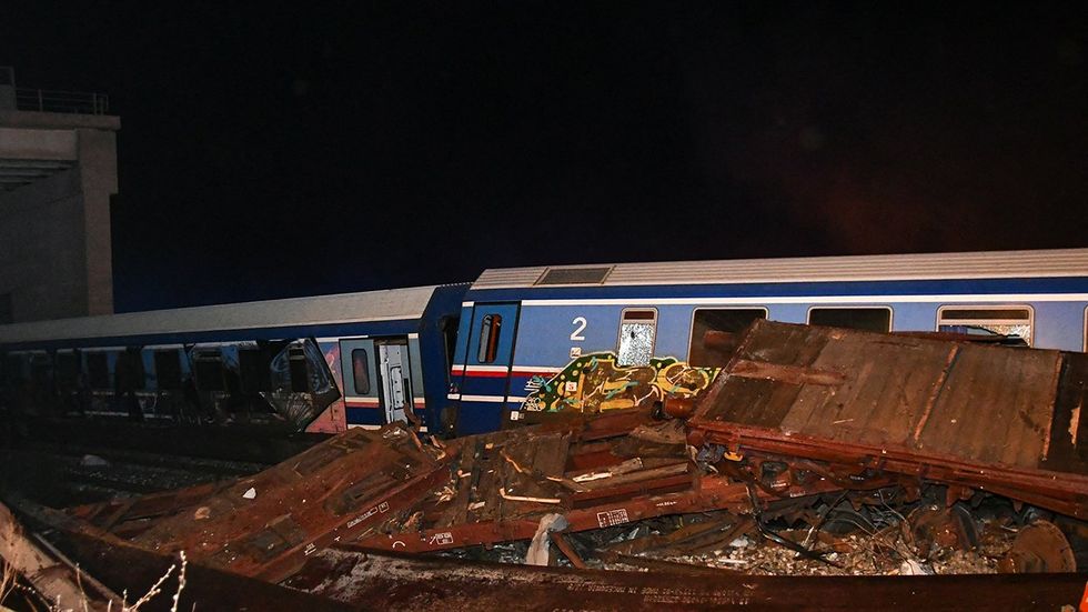 Toll Hits 32 Dead, 85 Injured in Head-On Train Wreck