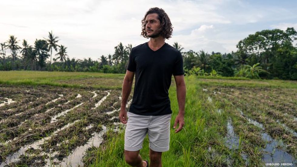 Unbound Merino V Neck